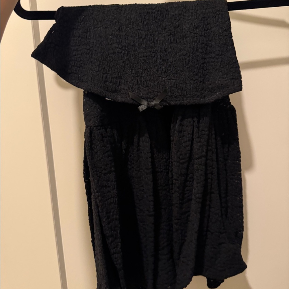 Elegant Black Strapless Dress